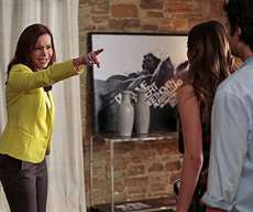 Em Fam&iacute;lia - Helena atira em Laerte para defender Luiza. Saiba como ser&aacute; a cena