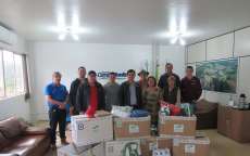 Campo Bonito - Prefeito entrega material esportivo