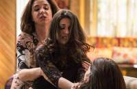 'Haja Cora&ccedil;&atilde;o': Carmela revela segredo da inf&acirc;ncia e confessa ter causado defici&ecirc;ncia de Shirlei