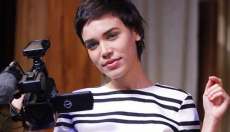 "Totalmente": Leila cede a investida de Rafael e transa com o fot&oacute;grafo