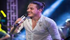 Wesley Safad&atilde;o cobra at&eacute; R$ 800 mil por show e perde s&oacute; para Roberto Carlos