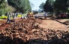 Laranjeiras - Mais de 10 mil m² de calçamento já foram recuperados pelo projeto tapete preto