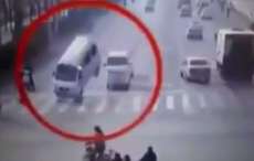 Na China, acidente muito estranho chama a aten&ccedil;&atilde;o do mundo. Veja o v&iacute;deo