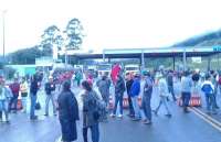 Laranjeiras - MST libera pra&ccedil;a de ped&aacute;gio