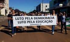 Decidido! Educa&ccedil;&atilde;o paranaense est&aacute; em greve. Cidades da Cantu tamb&eacute;m se manifestaram