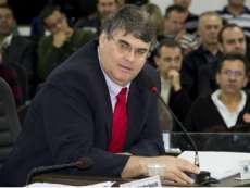M&eacute;dico e vereador de Cascavel 'tira f&eacute;rias' sem autoriza&ccedil;&atilde;o da prefeitura