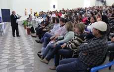 Rio Bonito &ndash; Administra&ccedil;&atilde;o do munic&iacute;pio apresenta suas a&ccedil;&otilde;es para todos os servidores municipais