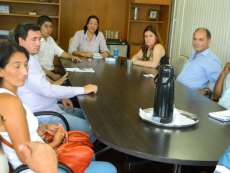 Laranjeiras - Prefeita Sirlene e ocupantes do Caic II entram em acordo e ordem de desocupação será revogada
