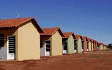Pinh&atilde;o - Prefeitura e COHAPAR convocam fam&iacute;lias cadastradas para discutir projeto habitacional