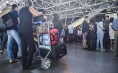 Cobran&ccedil;a de bagagem est&aacute; suspensa