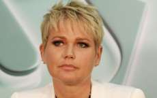 Em rede social, Xuxa pede desculpa ap&oacute;s foto fazendo ioga e f&atilde;s a defendem