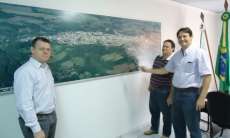 Guarania&ccedil;u - Cassol recebe empres&aacute;rios do ramo madeireiro interessados em se instalar na cidade alta