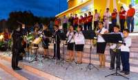 Guaraniaçu - População celebra o início do Natal Iluminado 2015