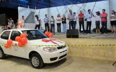 Cand&oacute;i - Morador do Assentamento Santa Claro ganhou ve&iacute;culo 0 KM na promo&ccedil;&atilde;o Sonho de Natal