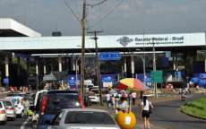 Governo reduz cota de compras no Paraguai de 300 para 150 d&oacute;lares