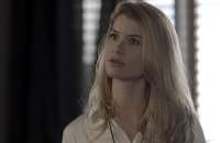 'Rock Story': Diana chantageia L&aacute;zaro e empres&aacute;rio mente a L&eacute;o