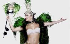 Mocidade nega que Claudia Leitte teve cach&ecirc; de R$ 1 milh&atilde;o para ser rainha de bateria