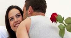 Nove atitudes que ajudam conquistar os homens e voc&ecirc; nem desconfia. Confira!