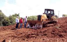 Guarania&ccedil;u - Come&ccedil;aram os trabalhos de adequa&ccedil;&atilde;o no terreno para constru&ccedil;&atilde;o da F&aacute;brica de Sucos e Polpas
