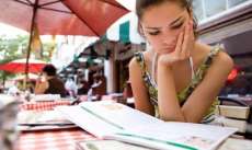 9 truques psicol&oacute;gicos que fazem voc&ecirc; gastar mais em restaurantes