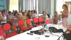 Laranjeiras - Assistência Social reúne clubes de mães e define cursos para 2013