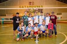 Catanduvas - Juventude e V&ocirc;lei Futuro s&atilde;o os campe&otilde;es do Campeonato Municipal de Voleibol