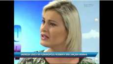 Andressa Urach chorar em entrevista depois de perguntas grosseiras de jornalista. Veja o v&iacute;deo