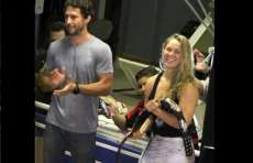 Segundo colunista, apresentador da Globo Fl&aacute;vio Canto est&aacute; namorando com Ronda Rousey