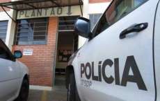 Condutor embriagado &eacute; detido ao dirigir carro sem uma roda