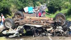 Acidente entre tr&ecirc;s ve&iacute;culos deixa uma pessoa morta na rodovia PR-182