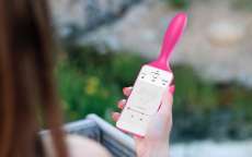 Case de celular que vira vibrador, conhe&ccedil;a a capinha do prazer