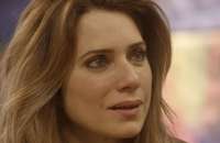 'Sol Nascente': Lenita e Ralf v&atilde;o para S&atilde;o Paulo procurar pela filha da loira