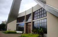 Quedas - Fi&eacute;is lotam a Igreja Matriz com o in&iacute;cio da quaresma