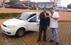 Nova Laranjeiras - Secretaria de Sa&uacute;de recebe carro 0 KM