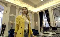 'Pega Pega': Sandra Helena se hospeda no Carioca Palace