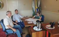 Catanduvas - Prefeita Noemi assina convênio para sinalização da cidade