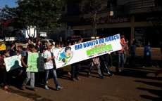 Rio Bonito - Apae: Semana do Excepcional &eacute; encerrada com caminhada, almo&ccedil;o e confraterniza&ccedil;&atilde;o com os alunos