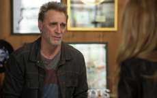 'Rock Story': Gordo pede para Diana voltar a morar com ele