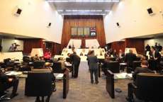 Deputados aprovam "pacota&ccedil;o anticrise" que permite venda de a&ccedil;&otilde;es de Sanepar e Copel