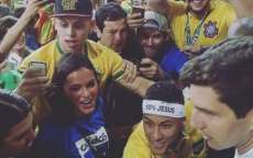 Ap&oacute;s reencontro ol&iacute;mpico, Neymar e Bruna Marquezine jantam juntos no Rio de Janeiro