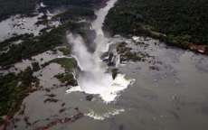 Parque Nacional do Igua&ccedil;u reabre trecho da trilha das Cataratas