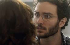 'A Lei do Amor': Elio corta rela&ccedil;&otilde;es com Ana Luiza: 'N&atilde;o quero nunca mais ver a sua cara!