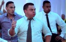 V&iacute;deo de dan&ccedil;a de amigos do noivo em casamento faz sucesso na net. Assita