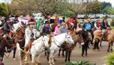Cand&oacute;i - 16&ordf; Cavalgada da Integra&ccedil;&atilde;o tem recorde de participantes