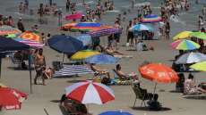 Temporada de ver&atilde;o no Paran&aacute; ter&aacute; apenas 54 dias
