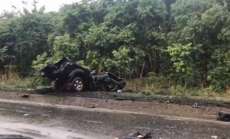 Acidente com tr&ecirc;s mortos envolveu caminhonete do Paran&aacute;