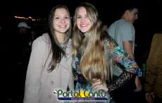 Quedas - Balada de véspera de feriado no O&#039;Bar Cachaçaria e Cinema House - 25.05.16