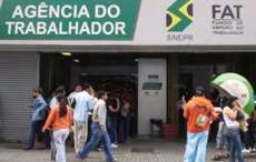 Por dia, 1.383 trabalhadores entram com pedido do seguro-desemprego no Paran&aacute;