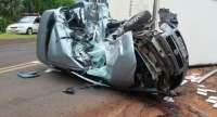 Motorista de carro de Londrina morre em colisão contra caminhão do Governo