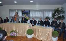 Rio Bonito - Prefeito Ademir Fagundes participa de reuni&atilde;o da Cantu